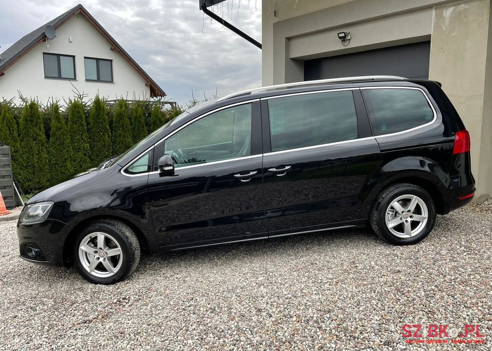 2011' SEAT Alhambra photo #3