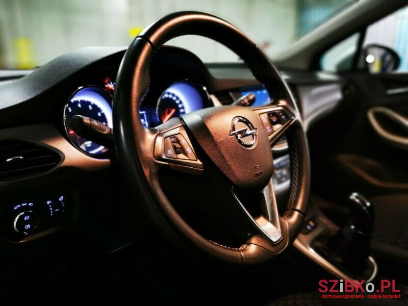 2018' Opel Astra photo #5