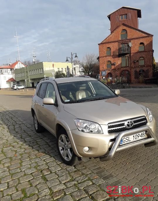 2006' Toyota RAV4 photo #1