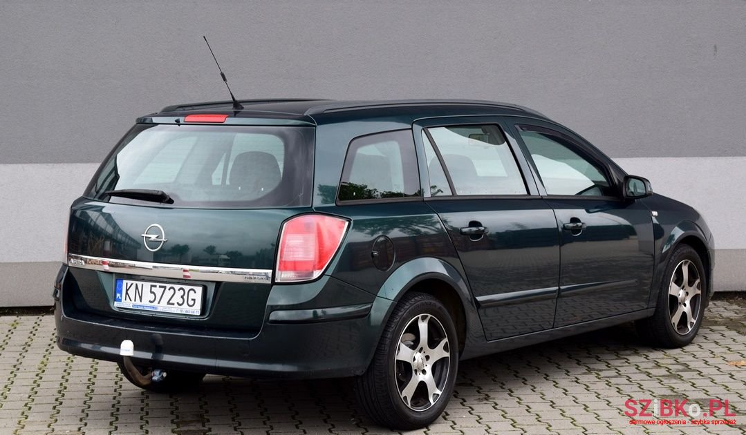 2005' Opel Astra photo #4