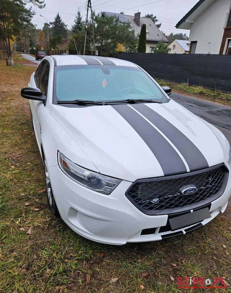 2014' Ford Taurus photo #6