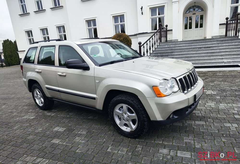 2009' Jeep Grand Cherokee photo #1