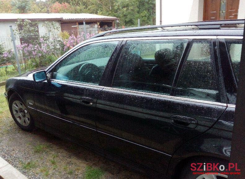 2003' BMW 520 photo #1