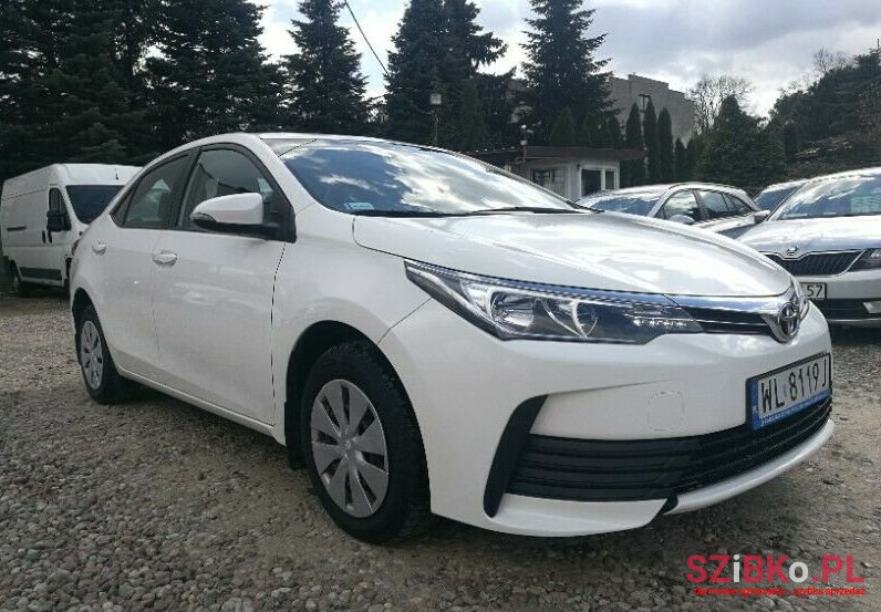 2017' Toyota Corolla photo #1