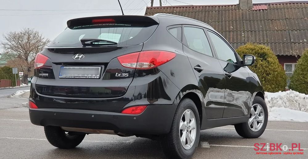 2011' Hyundai ix35 2.0 Premium 2Wd photo #4