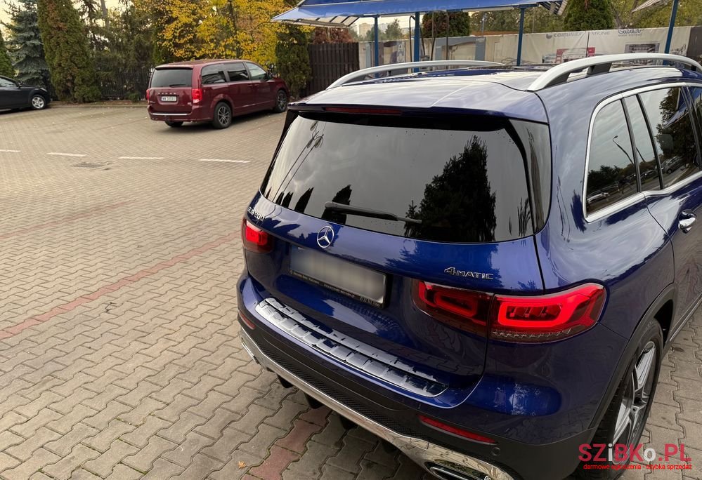 2023' Mercedes-Benz GLB photo #5