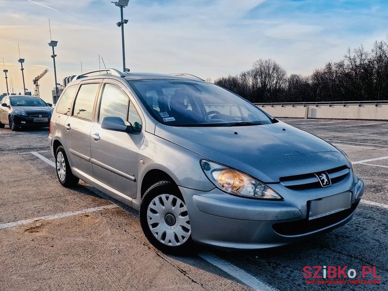 2004' Peugeot 307 1.6 Hdi Premium photo #1