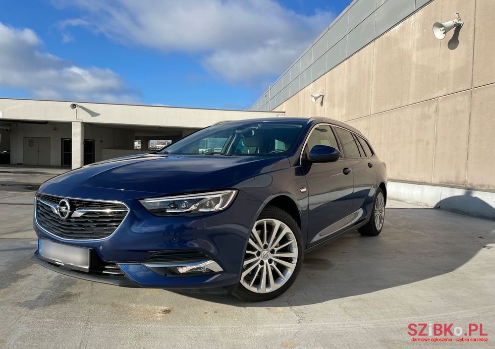 2019' Opel Insignia photo #1