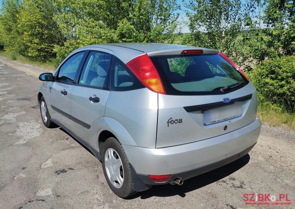 1999' Ford Focus 1.6 Ambiente photo #4