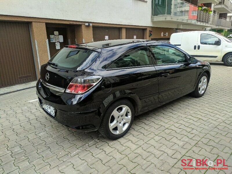 2008' Opel Astra photo #3