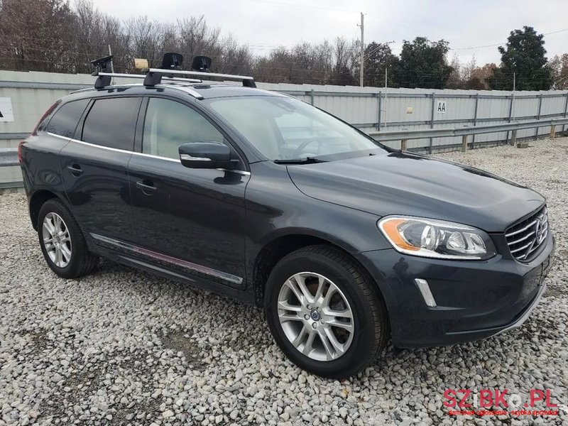 2017' Volvo Xc 60 photo #2