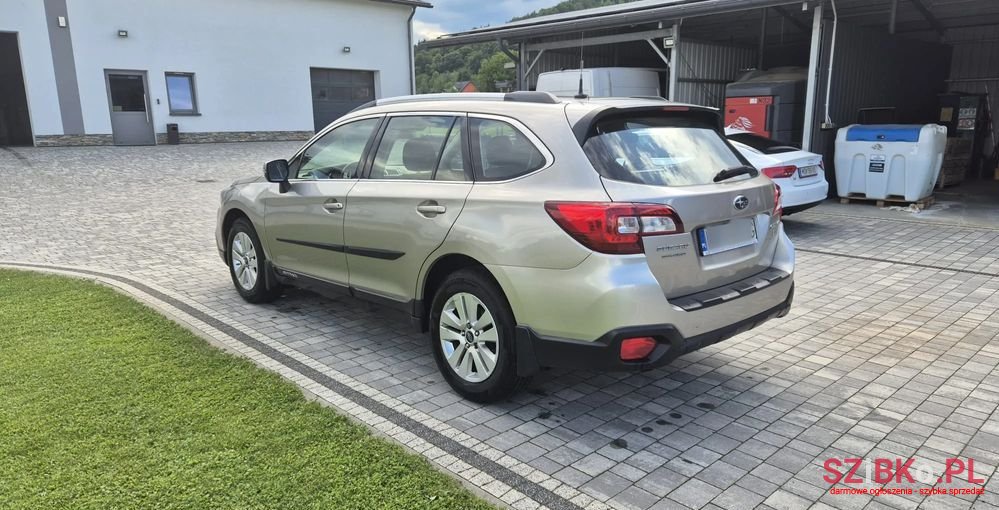 2015' Subaru Legacy photo #5