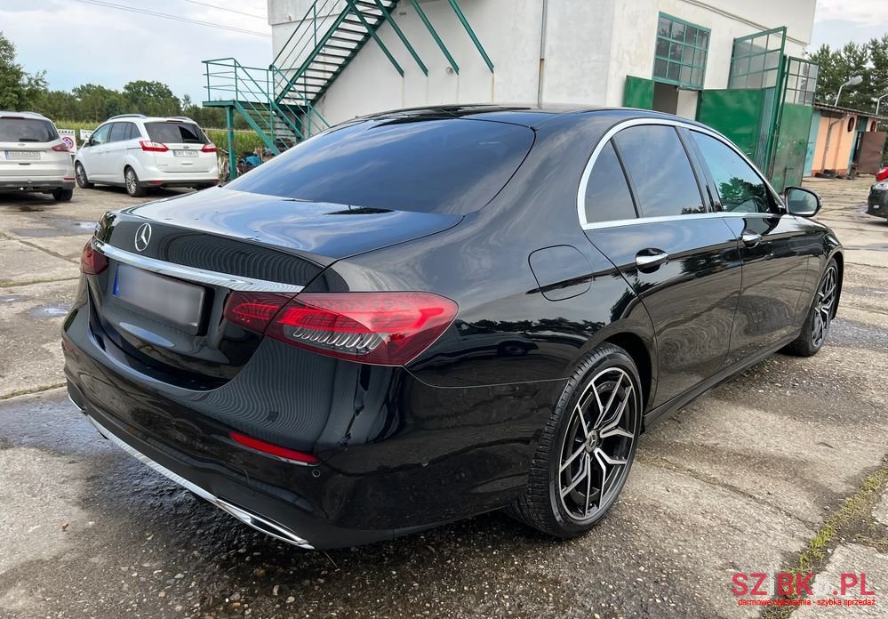 2021' Mercedes-Benz E-Class 220 D 9G-Tronic photo #5