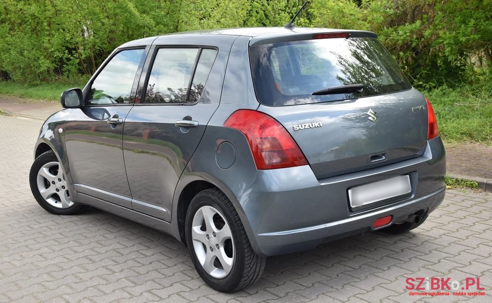 2006' Suzuki Swift 1.3 Gs / Premium photo #2
