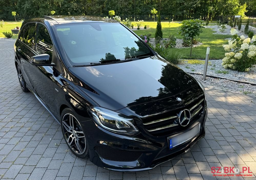 2015' Mercedes-Benz B-Class photo #2