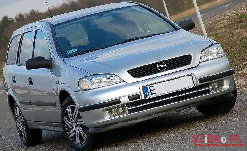 2004' Opel Astra photo #1