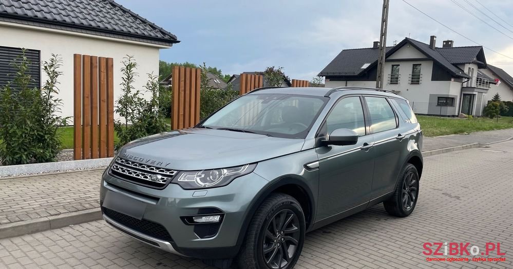 2016' Land Rover Discovery Sport photo #1