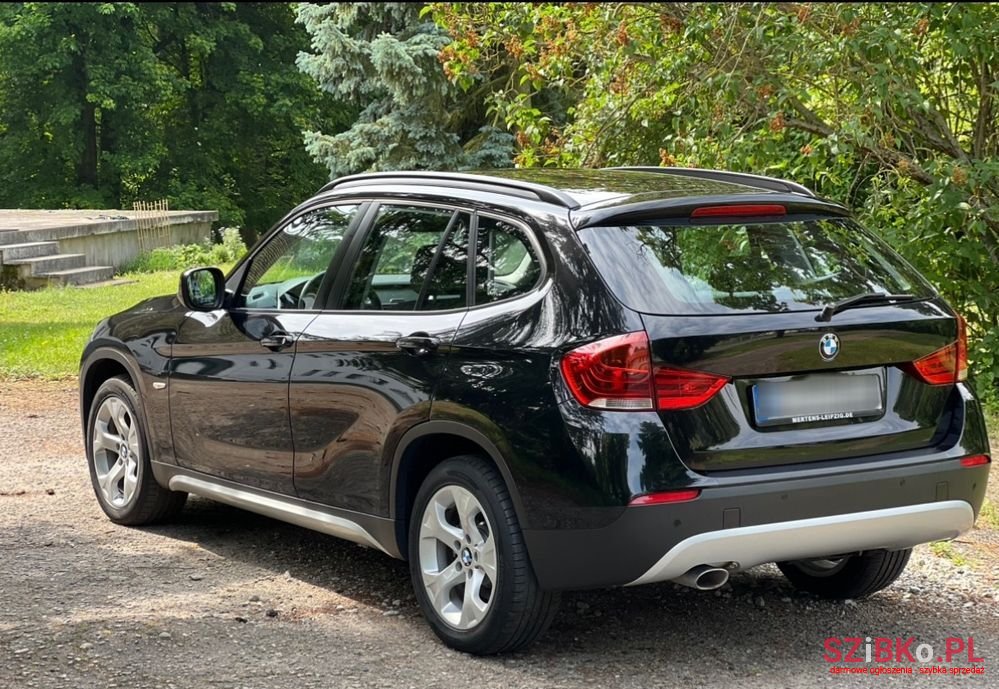 2011' BMW X1 Xdrive18D Xline photo #5