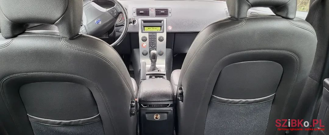 2005' Volvo V50 Ver-2-0D photo #4