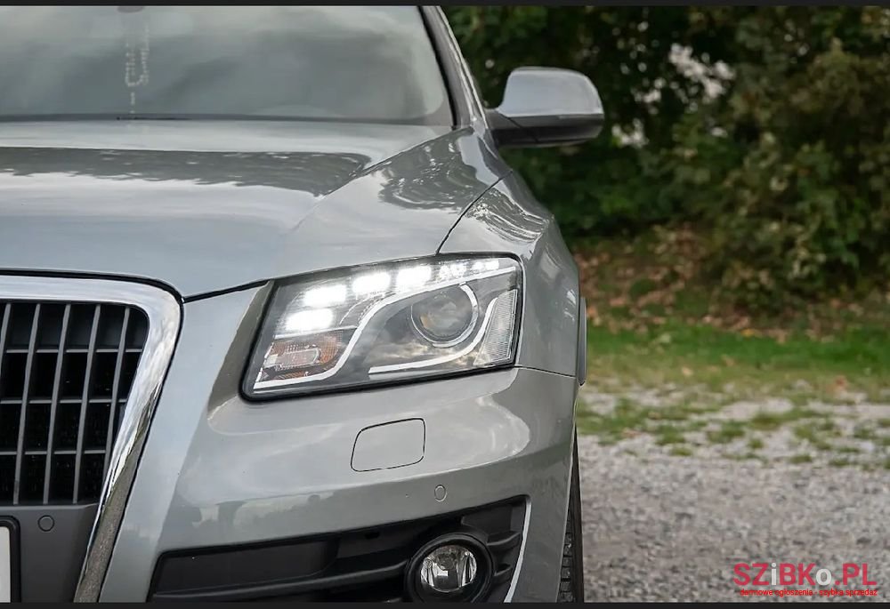 2011' Audi Q5 photo #1