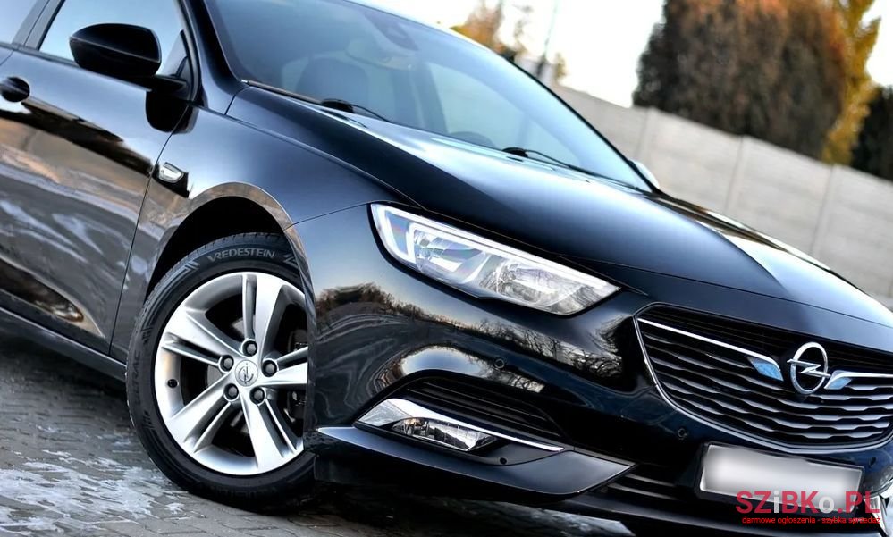 2018' Opel Insignia photo #2