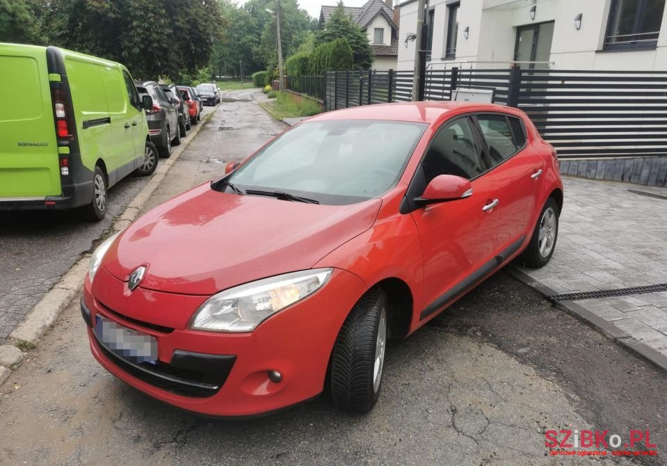 2009' Renault Megane photo #1