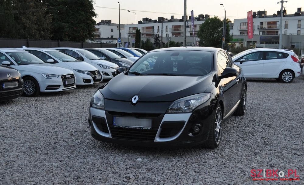 2009' Renault Megane photo #1