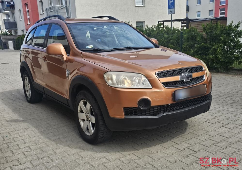 2007' Chevrolet Captiva photo #1