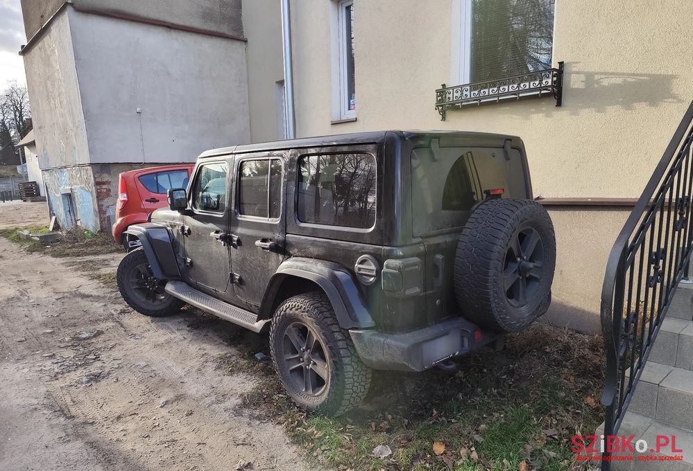 2020' Jeep Wrangler photo #3
