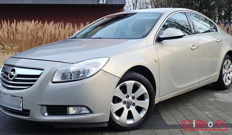 2009' Opel Insignia 1.8 Innovation photo #1