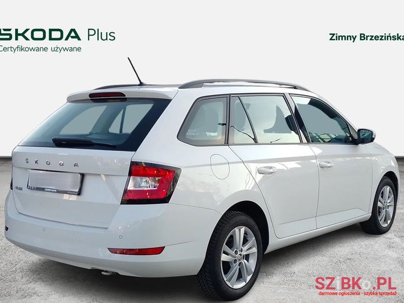 2021' Skoda Fabia 1.0 Tsi Ambition photo #5