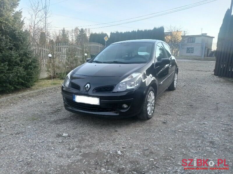 2006' Renault Clio photo #1