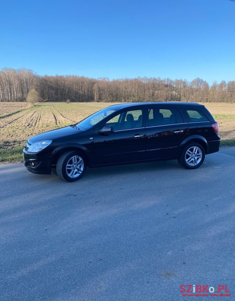 2007' Opel Astra Cosmo photo #2