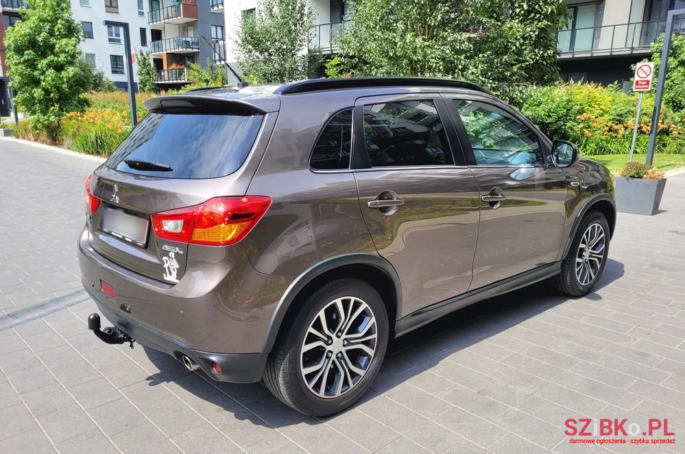 2016' Mitsubishi ASX photo #4