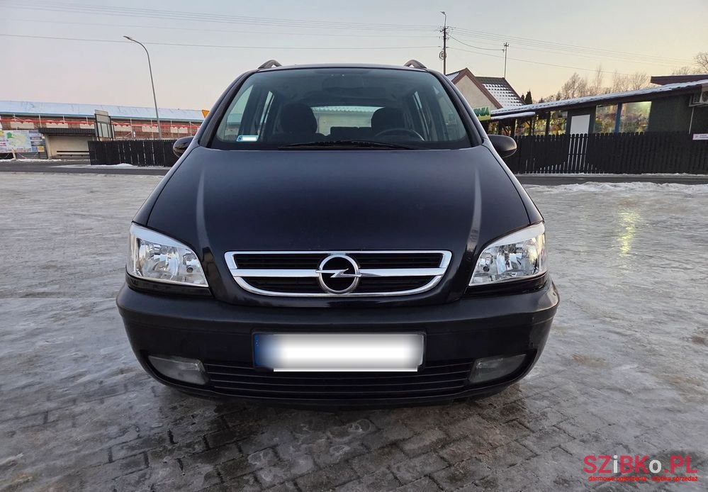 2003' Opel Zafira 1.8 16V Comfort photo #2