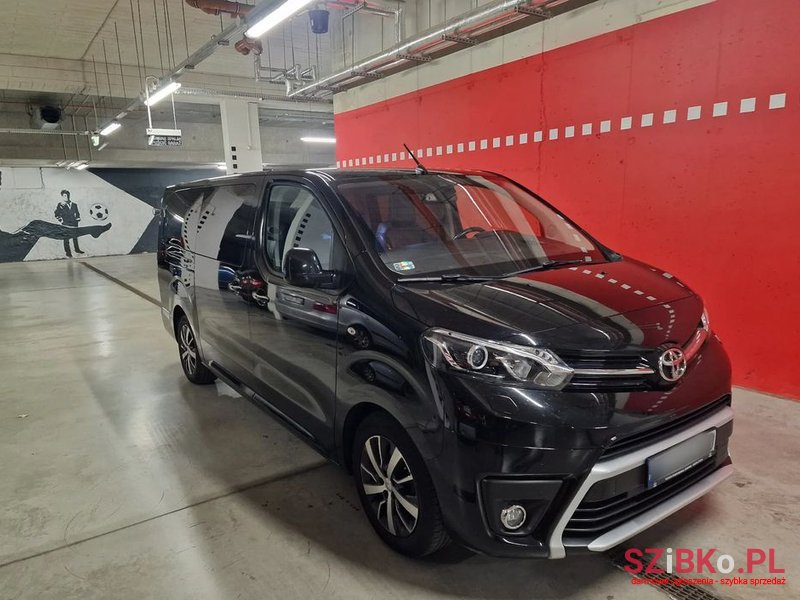 2021' Toyota ProAce Verso 2.0 D4-D Long Vip photo #2