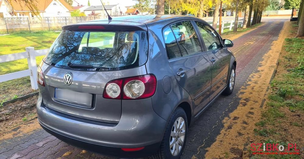 2006' Volkswagen Golf Plus 1.6 Trendline photo #4