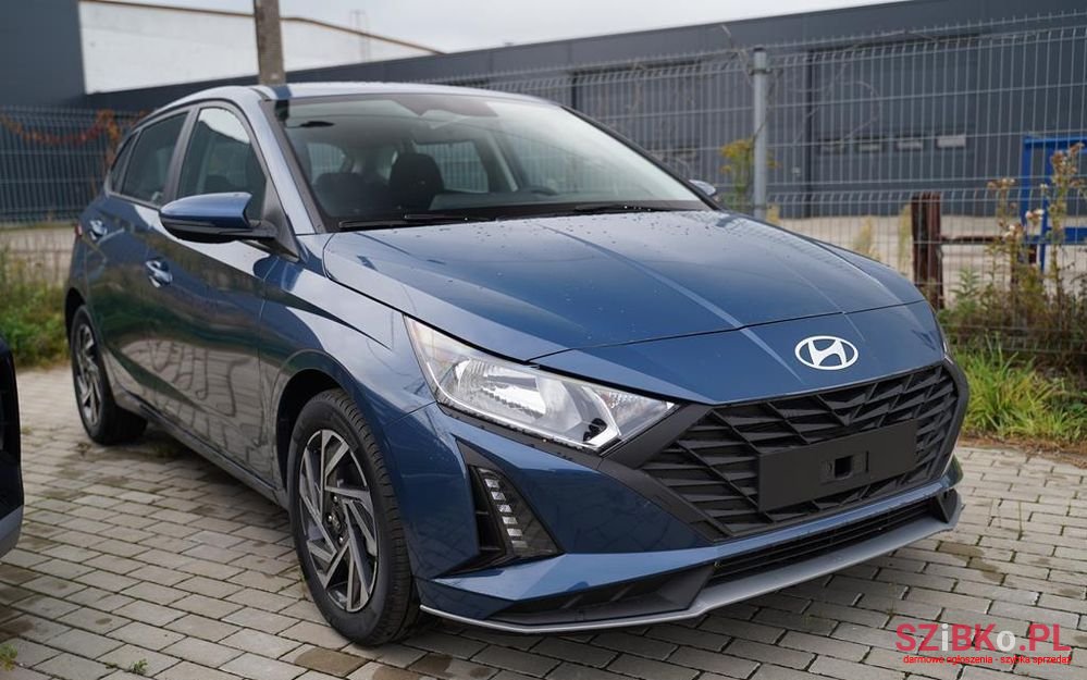 2024' Hyundai i20 photo #2