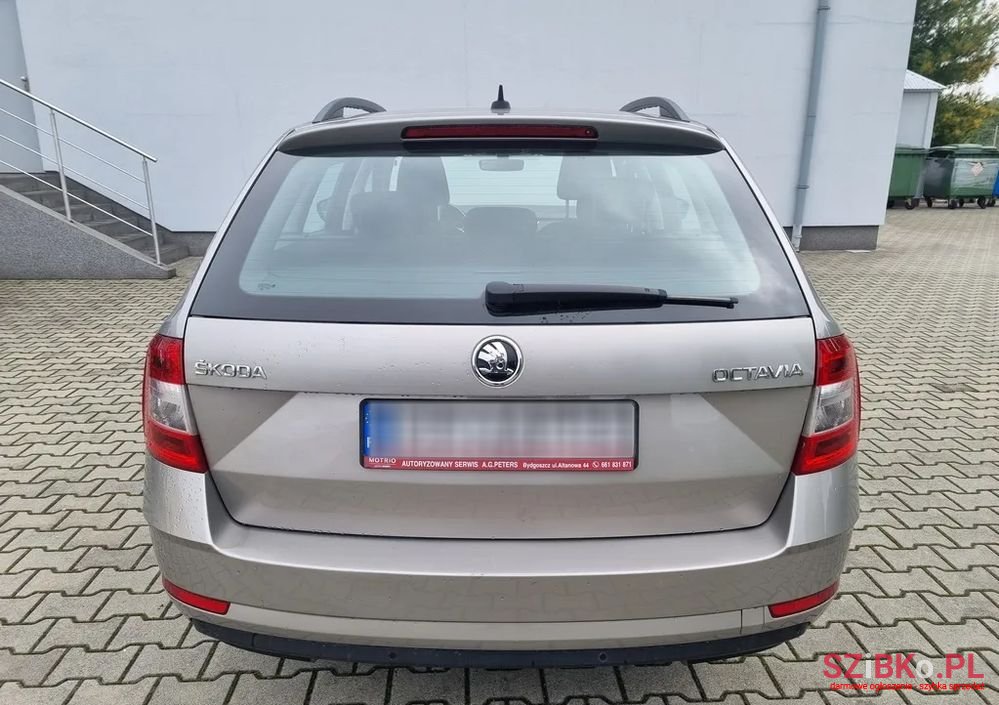 2017' Skoda Octavia 2.0 Tdi Style photo #2