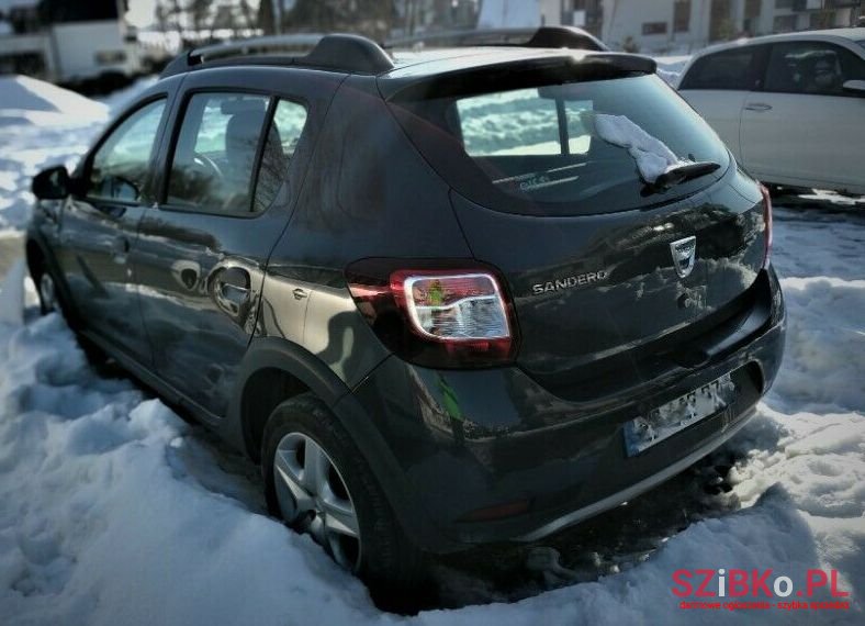 2016' Dacia Sandero Stepway photo #3