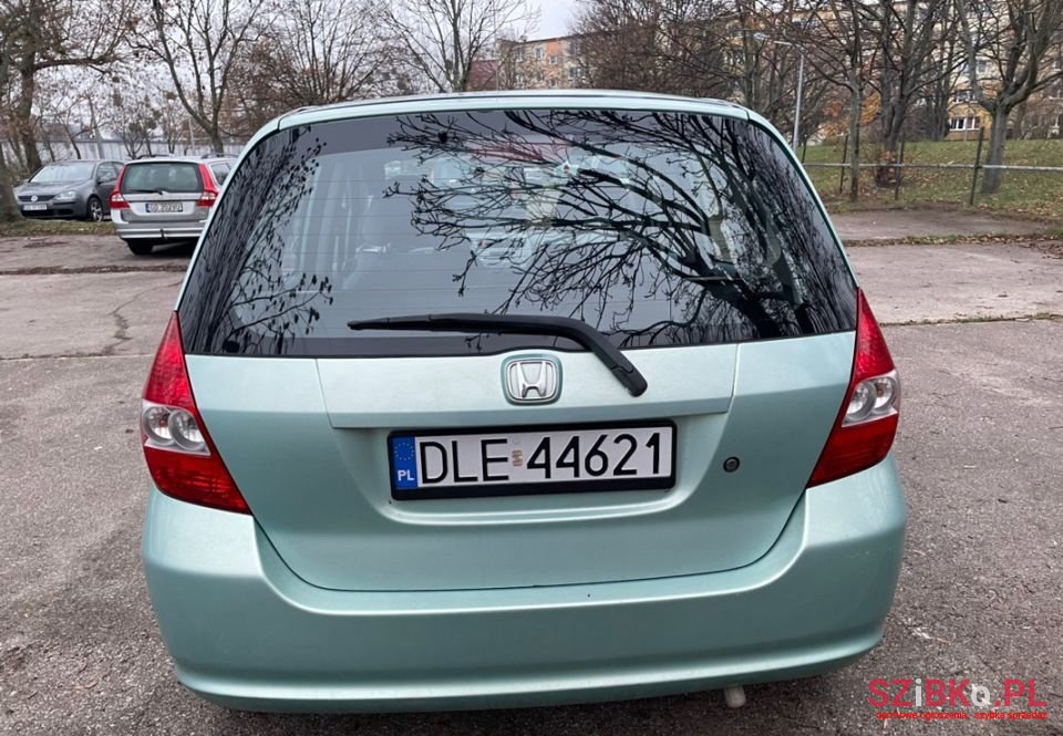 2002' Honda Jazz photo #2