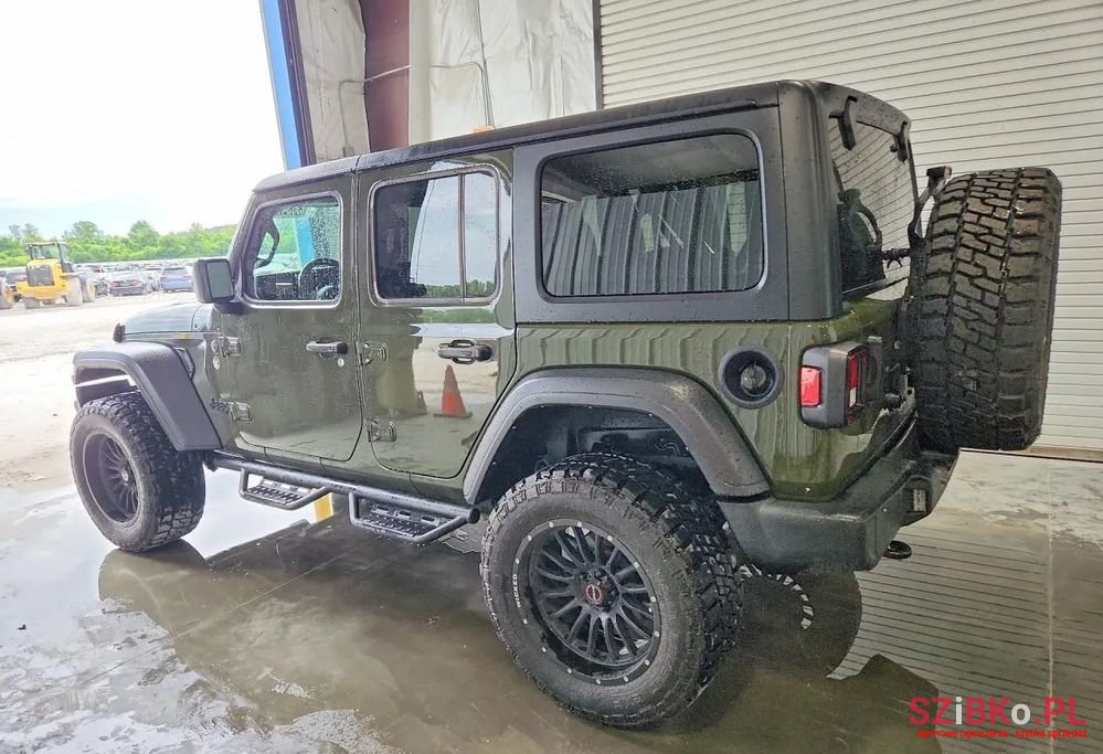 2022' Jeep Wrangler photo #3