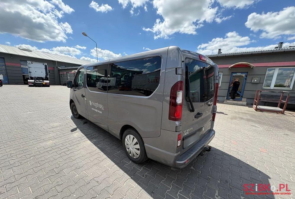 2015' Opel Vivaro L2H1 S&S photo #3