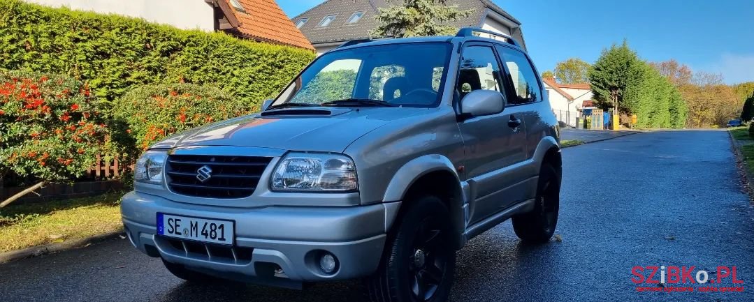 2003' Suzuki Grand Vitara photo #3