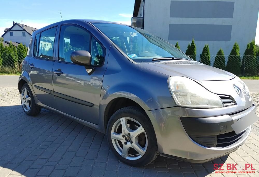 2011' Renault Modus 1.2 16V Yahoo photo #1