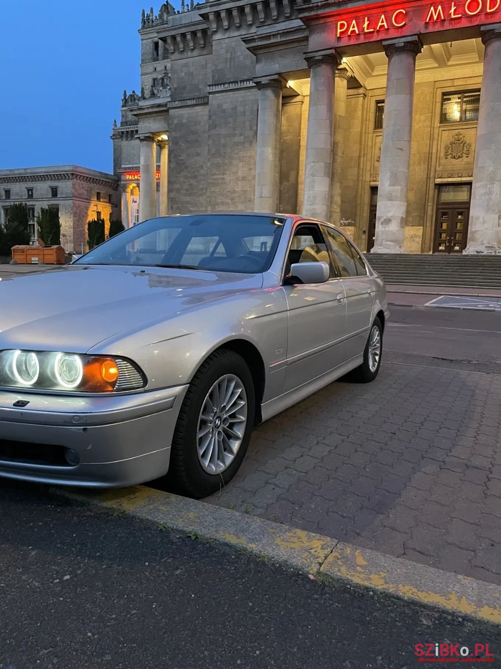 2003' BMW 5 Series photo #2