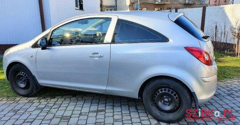 2008' Opel Corsa photo #1