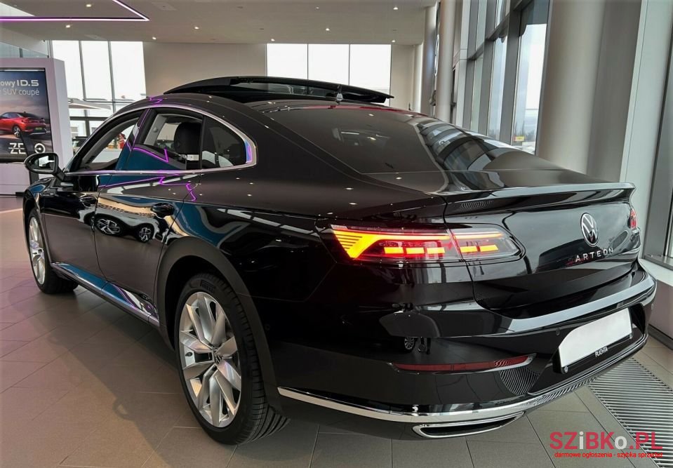 2022' Volkswagen Arteon photo #3