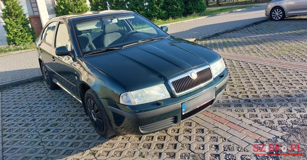 2001' Skoda Octavia 1.6 Elegance photo #2