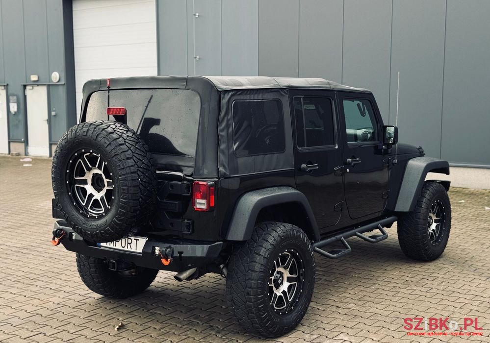 2018' Jeep Wrangler photo #3